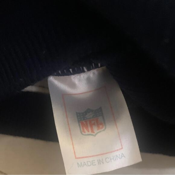 NFL Seattle Seahawks Navy Blue Beanie Hat Football Team Knit Cap Fan - Picture 4 of 6